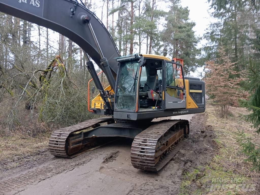Volvo EC 300 E حفارات زحافة