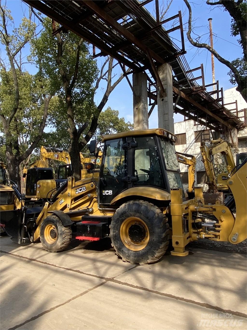 JCB jcb3cx لوادر ذات جرافات عكسية