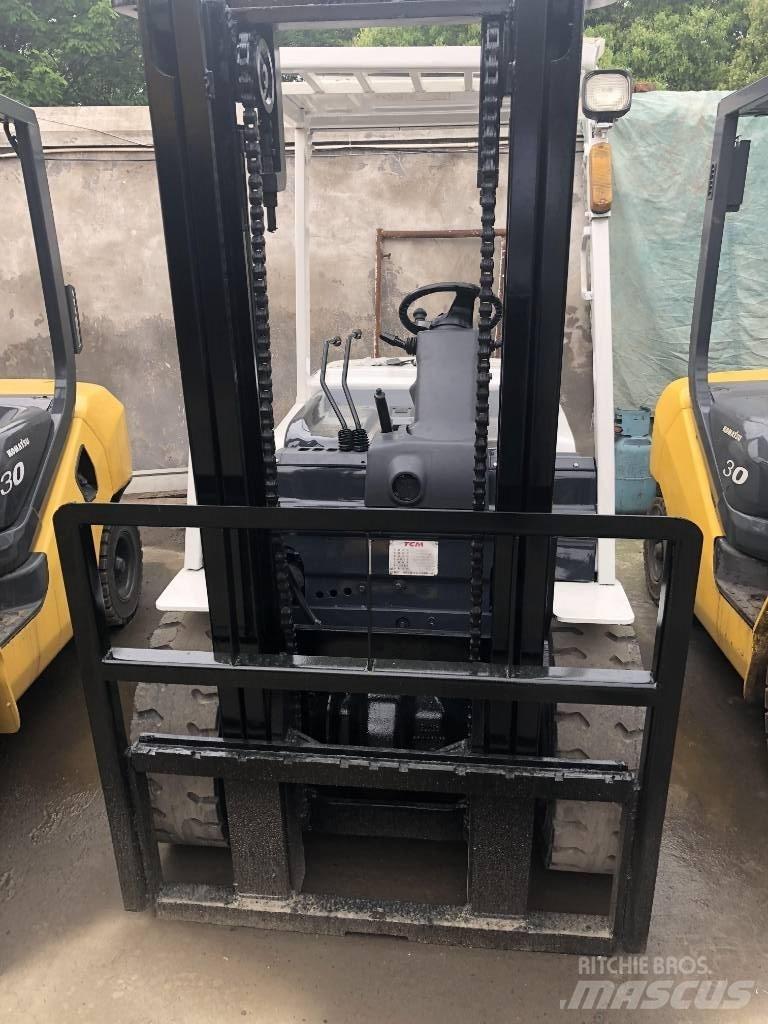 TCM 3 TON شاحنات الديزل