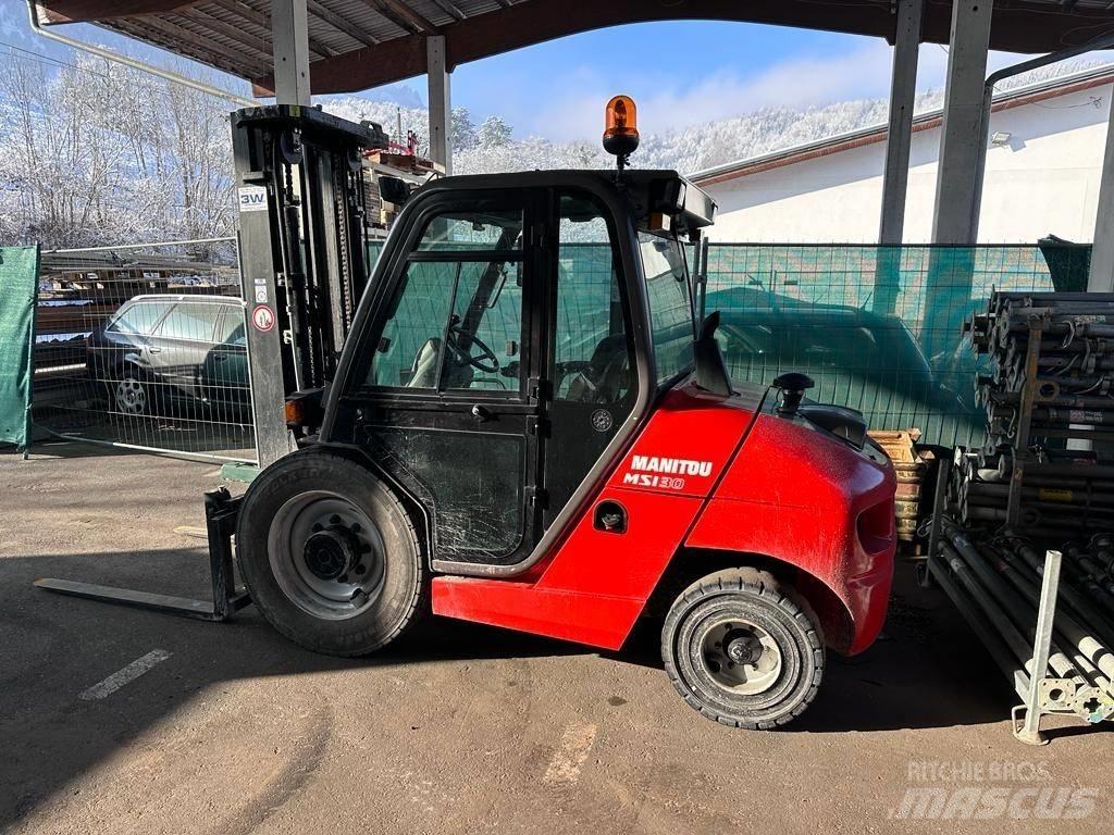 Manitou MSI 30 شاحنات الديزل