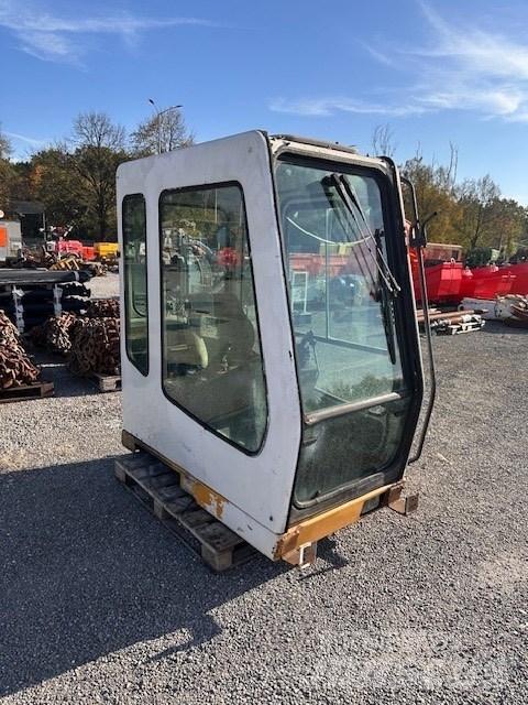 Liebherr R 954 B CAB كابينة والداخلية