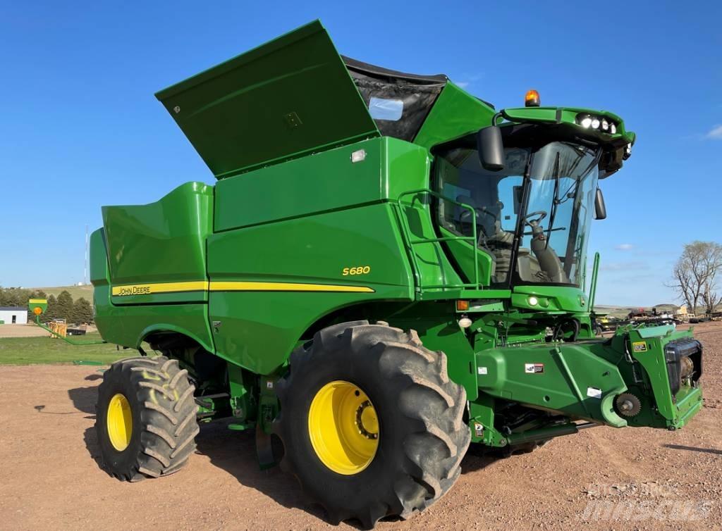 John Deere S 680 حصادات