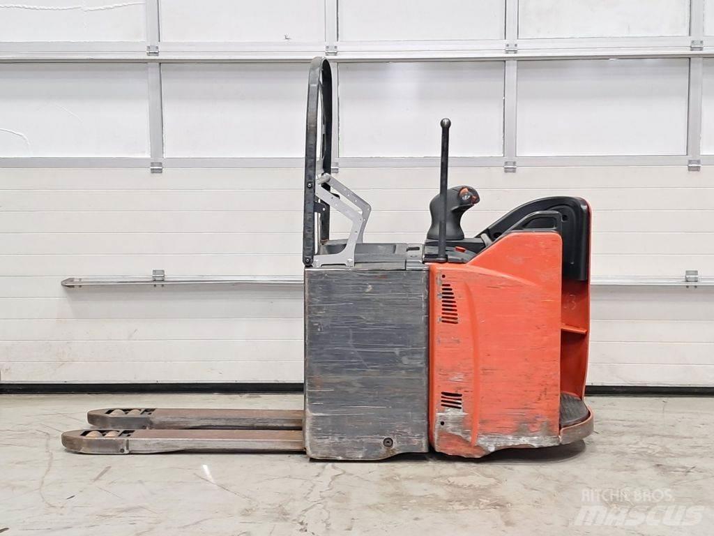 Linde T20SP معدات الرفع منخفض المستوى