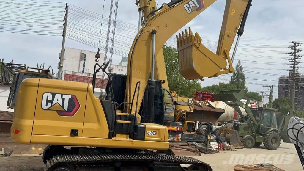 CAT 320 GC حفارات زحافة