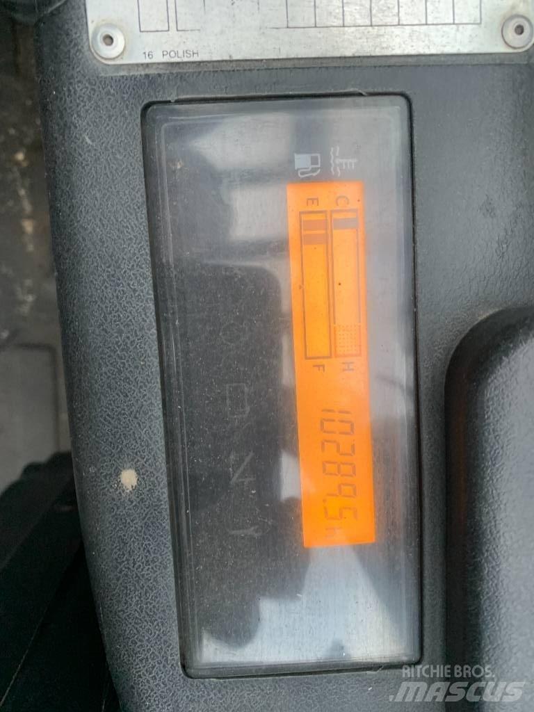 Toyota 52-8 FD JF 35 شاحنات الديزل