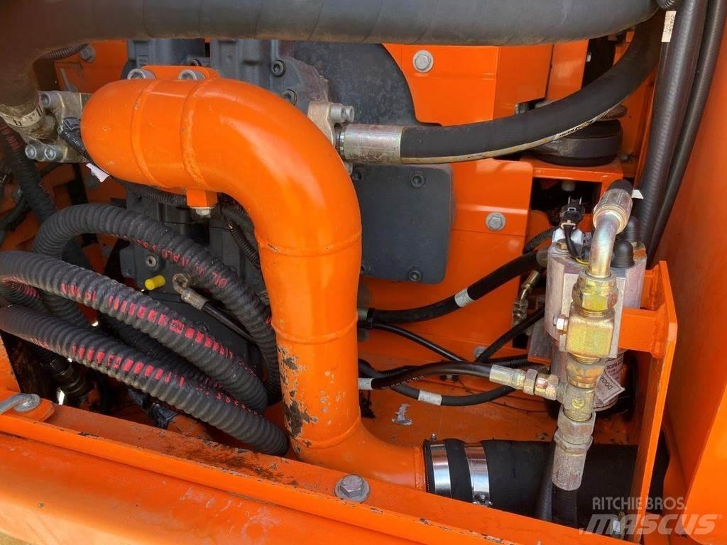 Doosan DX170W NVT حفارات بعجل