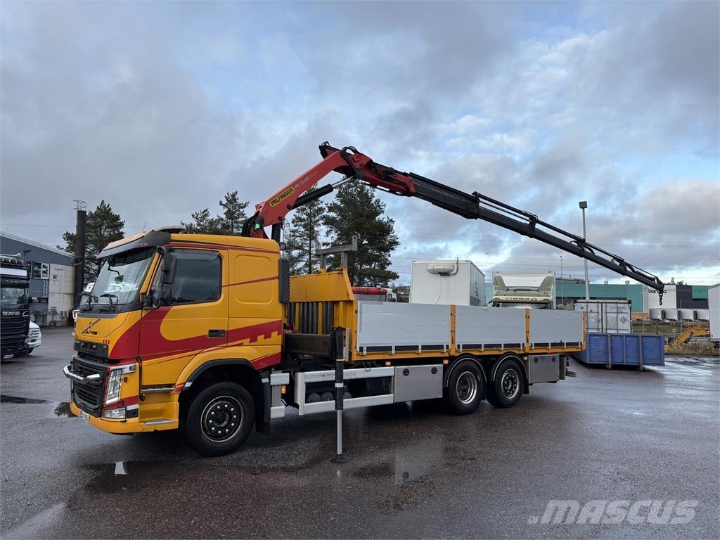 Volvo FM370 6x2 شاحنات الرافعات