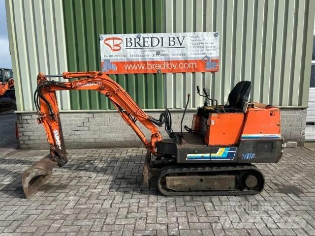 Takeuchi TB 015 A حفارات صغيرة أقل من 7 طن (حفارات صغيرة)