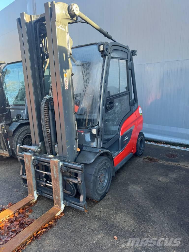 Linde H30D-01 شاحنات الديزل