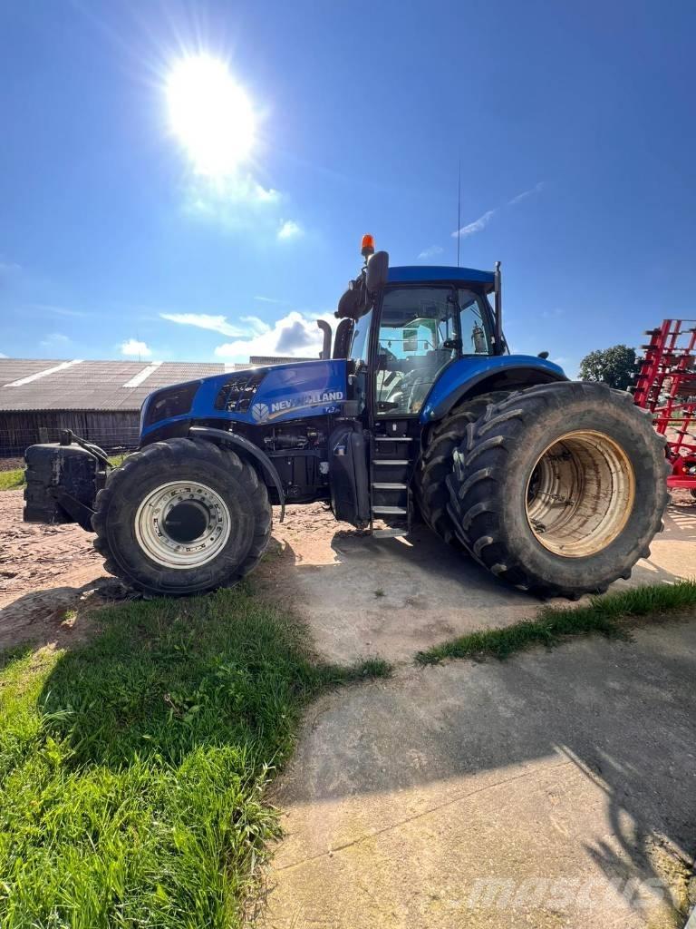 New Holland T8.360 الجرارات