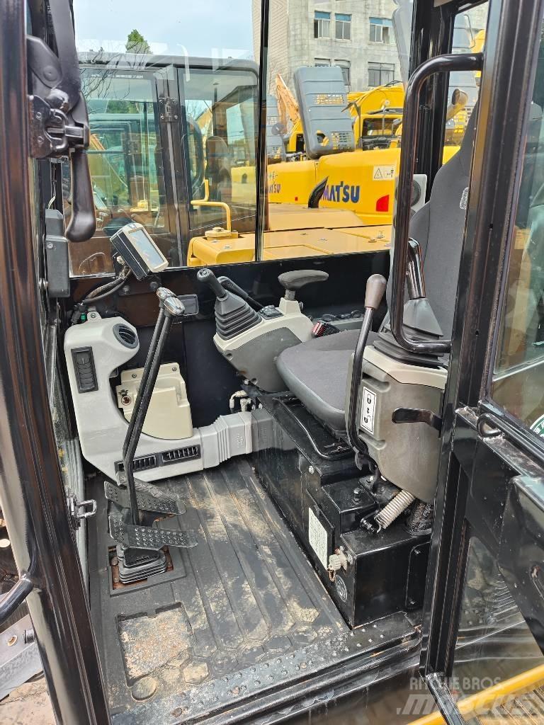 CAT 305.5 E2 حفارات صغيرة أقل من 7 طن (حفارات صغيرة)