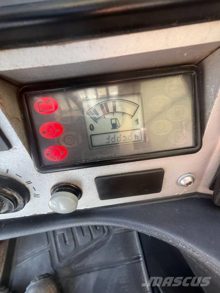 JCB 527-55 معدات مناولة لأغراض الزراعة