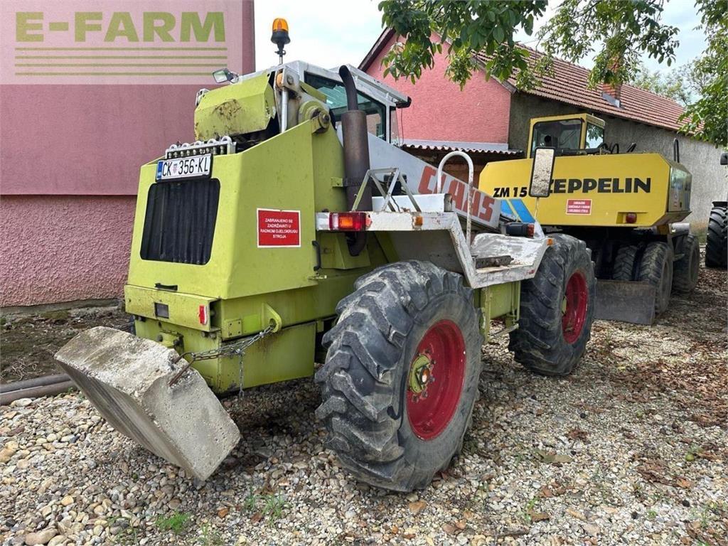 CLAAS Ranger 906 معدات مناولة لأغراض الزراعة