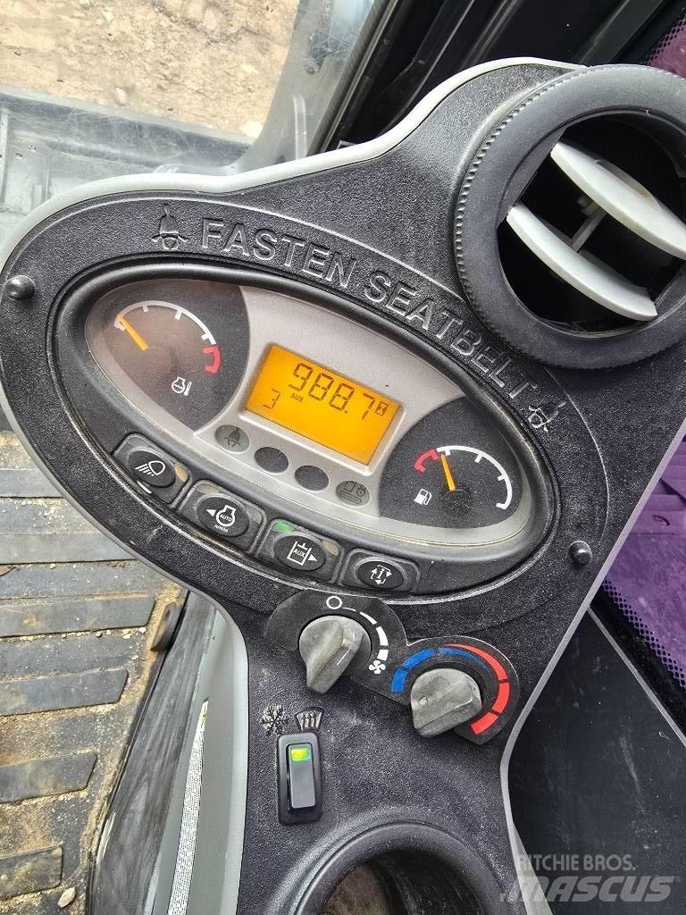 Bobcat E 85 حفارات زحافة