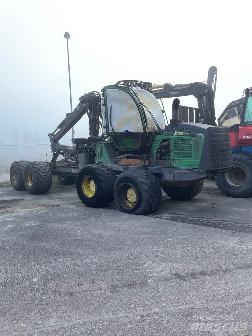 John Deere 1210E شاحنات