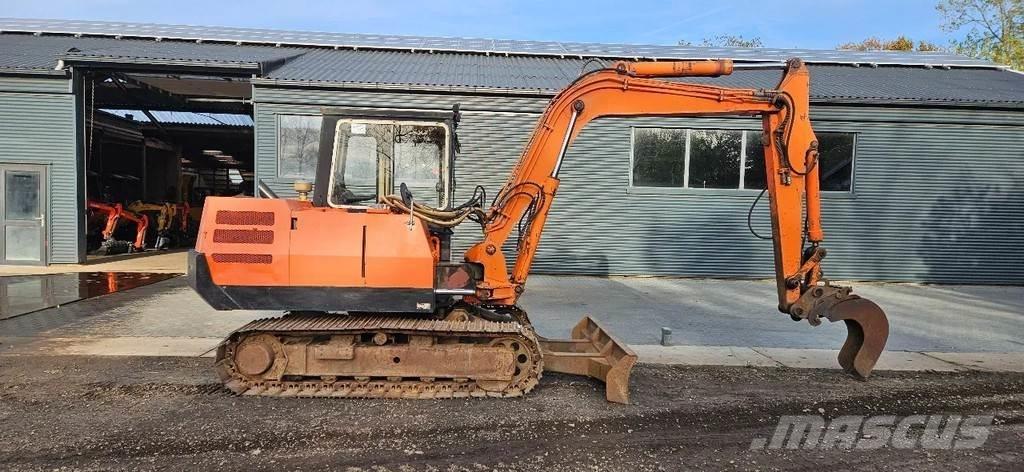Takeuchi TB 068 حفارات صغيرة أقل من 7 طن (حفارات صغيرة)