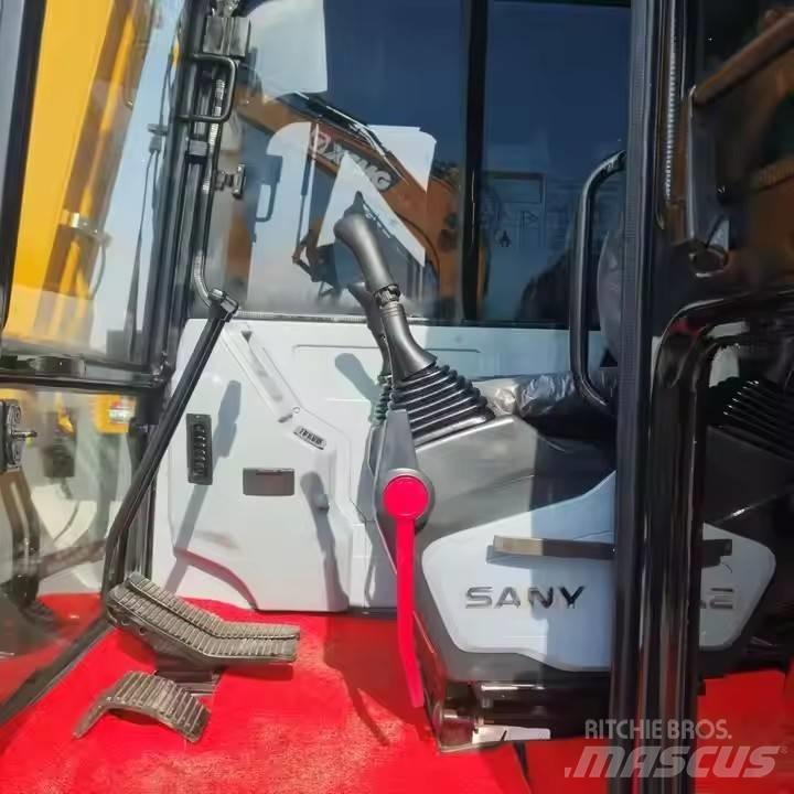 Sany SY60C حفارات زحافة