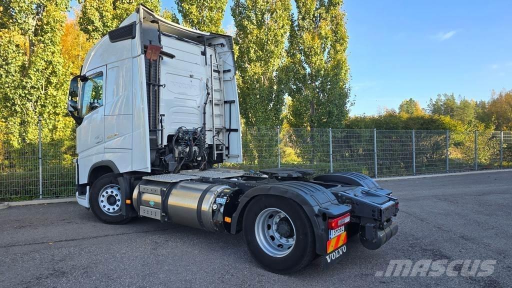 Volvo FH وحدات الجر