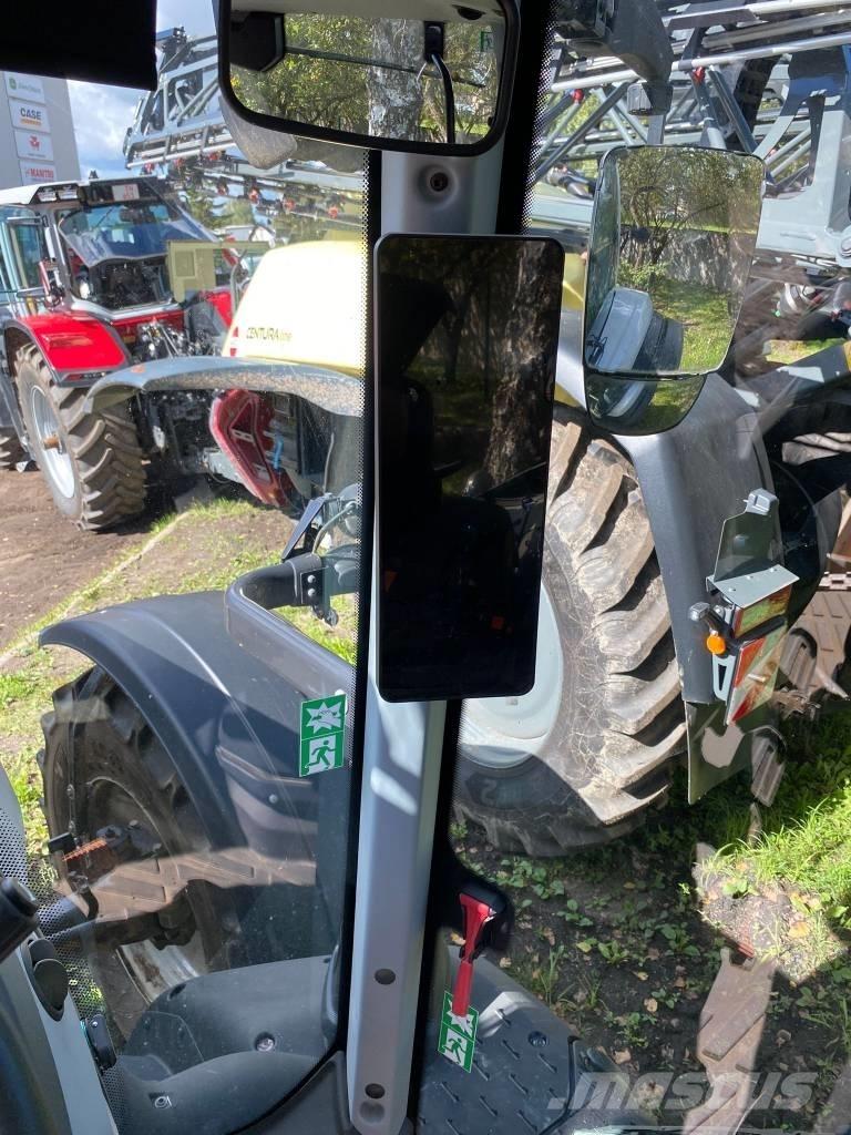 Valtra T 235 الجرارات