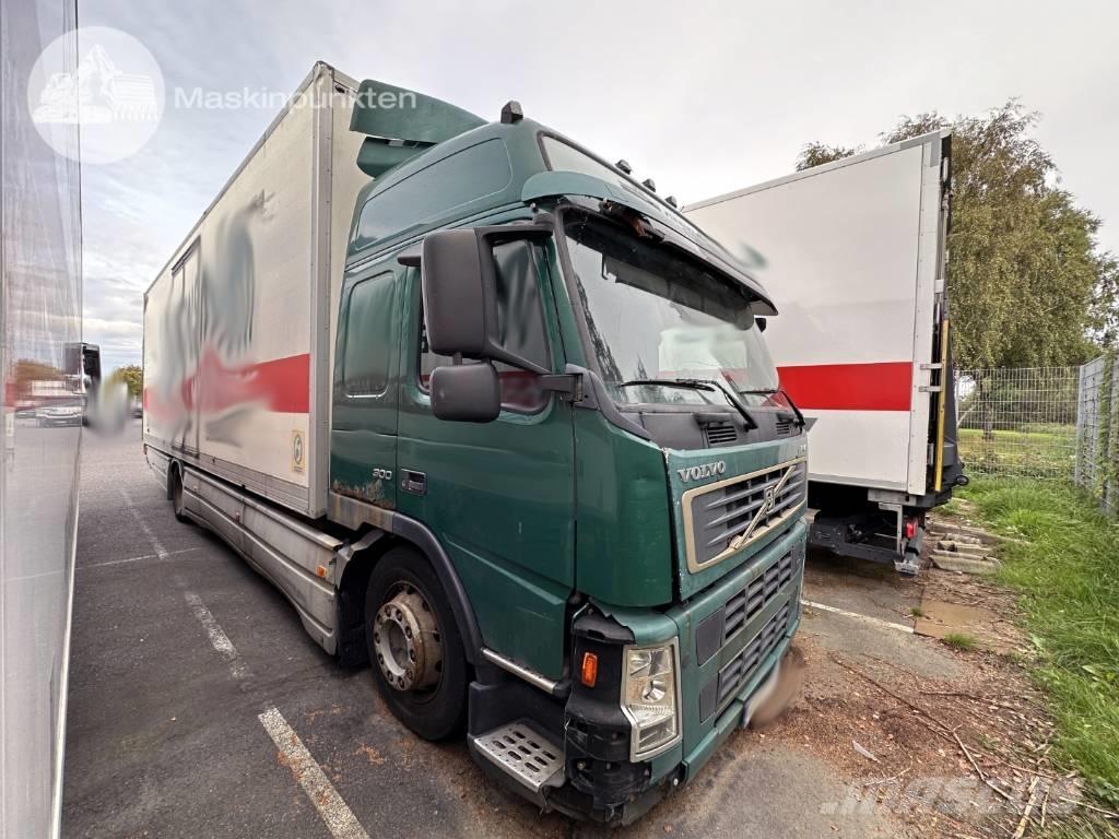 Volvo FM 9 300 شاحنات ذات هيكل صندوقي