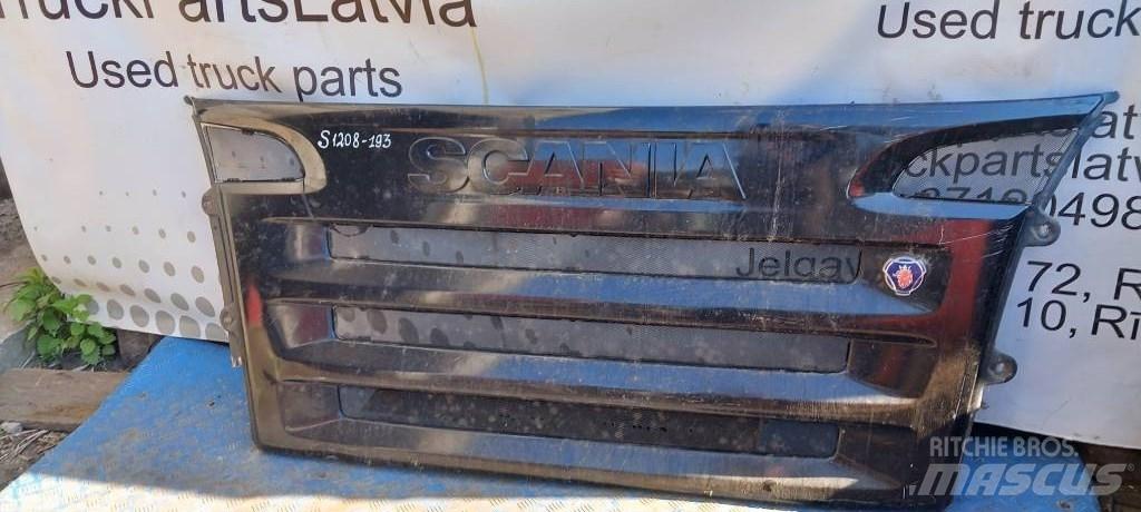 Scania 94 D.   1880736 كابينة والداخلية