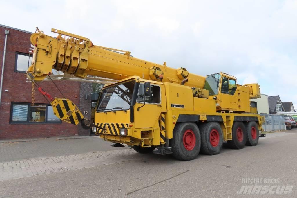 Liebherr LTM 1070-1 رافعات صالحة لكل أنواع الطرق