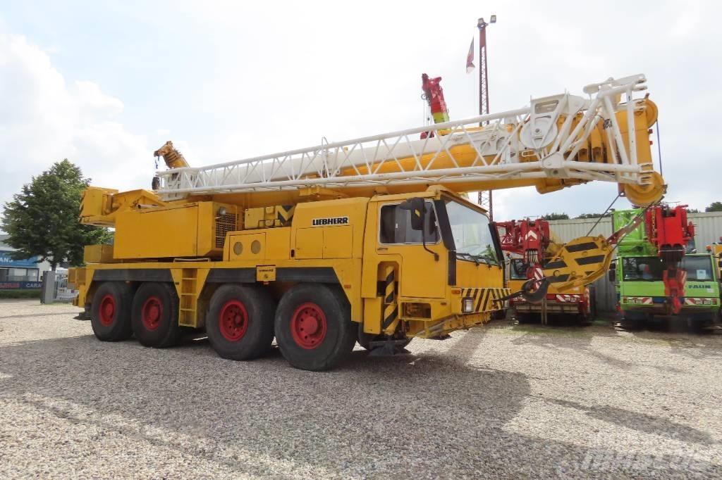Liebherr LTM 1070-1 رافعات صالحة لكل أنواع الطرق