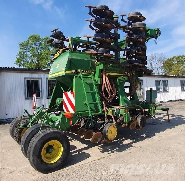 John Deere 750 A ماكينات زراعية أخرى