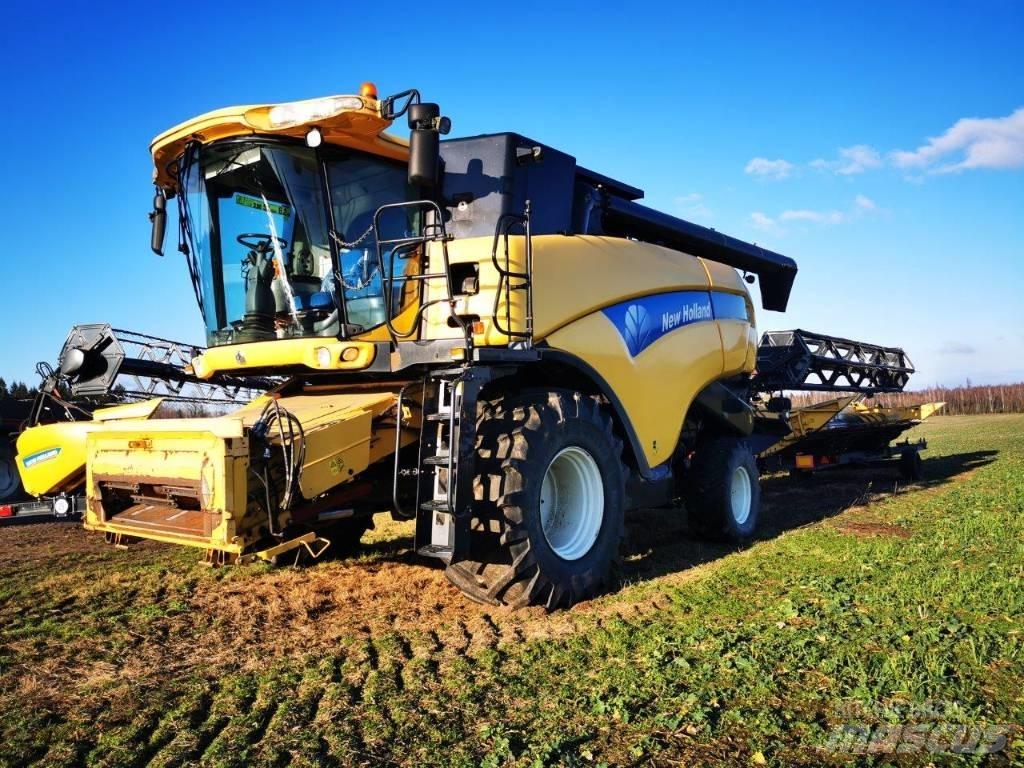 New Holland CX 8080 حصادات