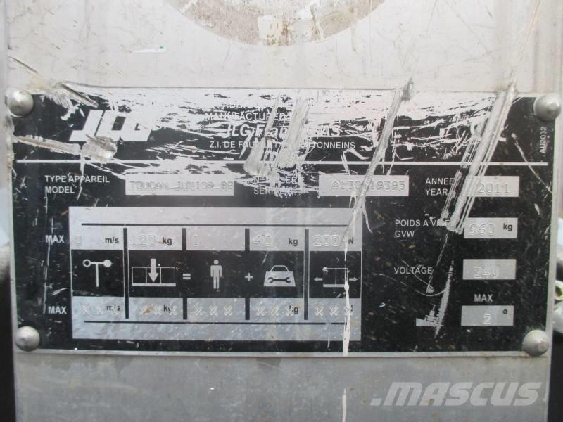 JLG Toucan Junior 8 رافعات السارية الرأسية