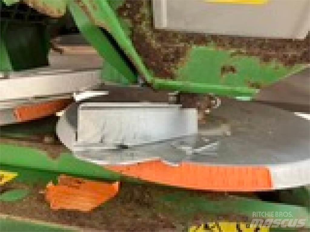 Amazone ZA-X 902 معدات فرد المواد المعدنية