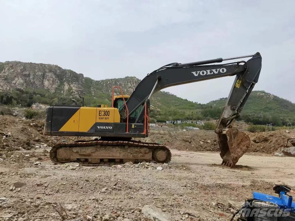 Volvo EC 300 حفارات زحافة