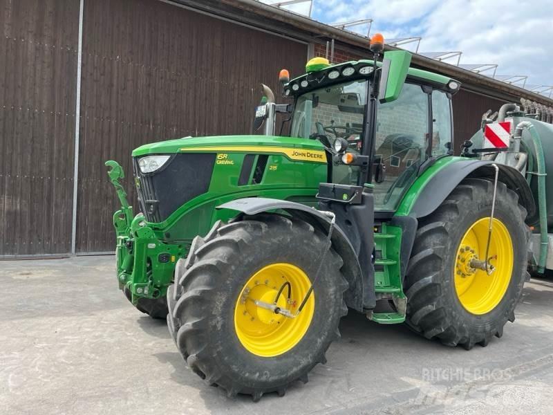 John Deere 6R215 الجرارات