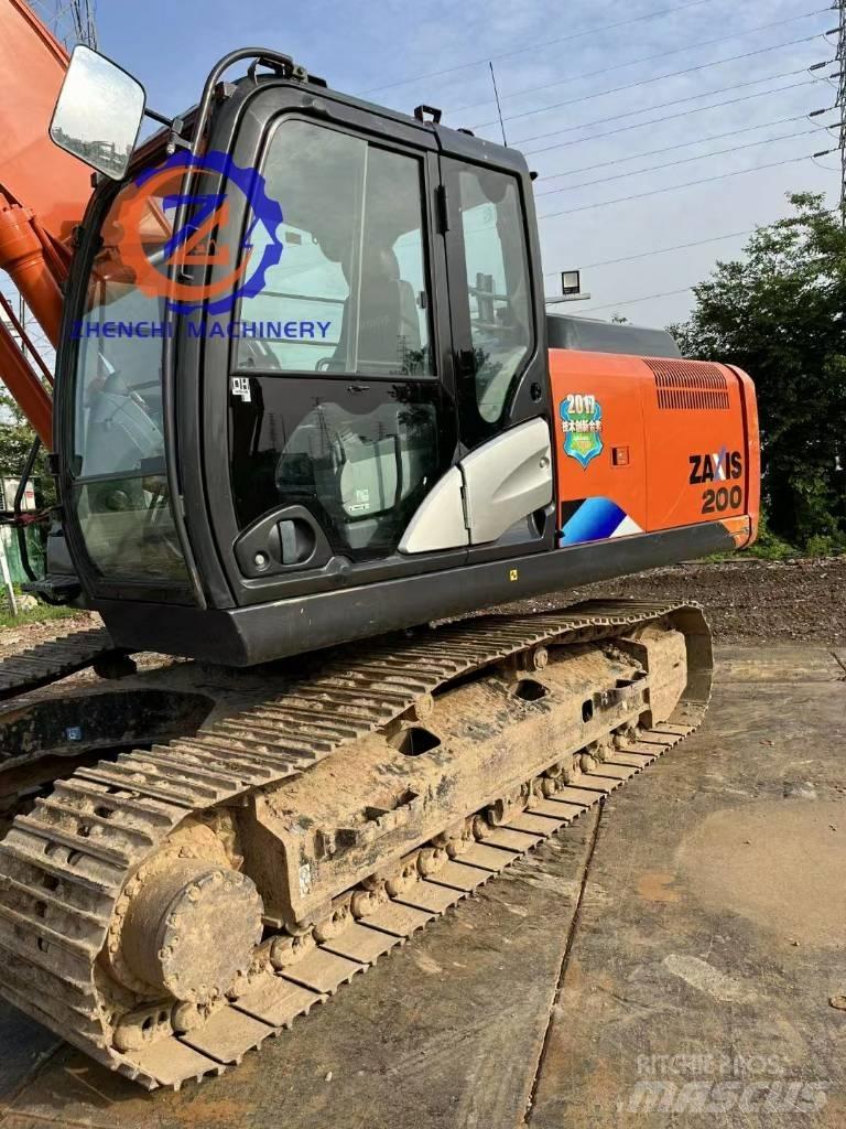 Hitachi ZX 200-5 G حفارات زحافة
