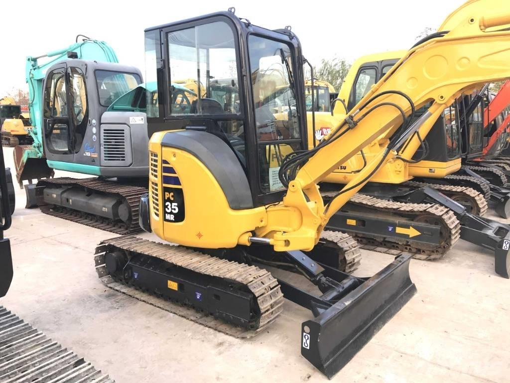 Komatsu PC 35 MR حفارات زحافة