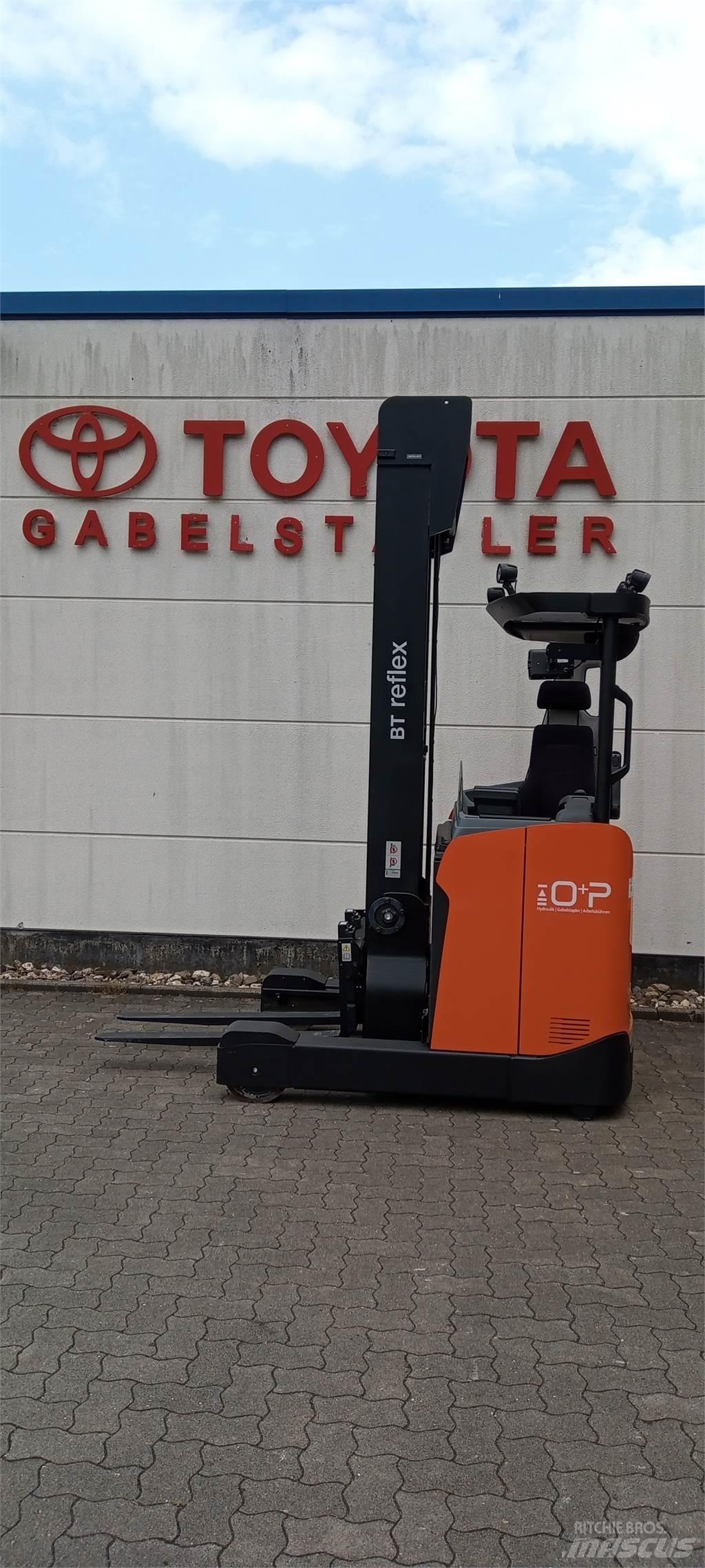 Toyota RRE 160H شاحنة مناولة