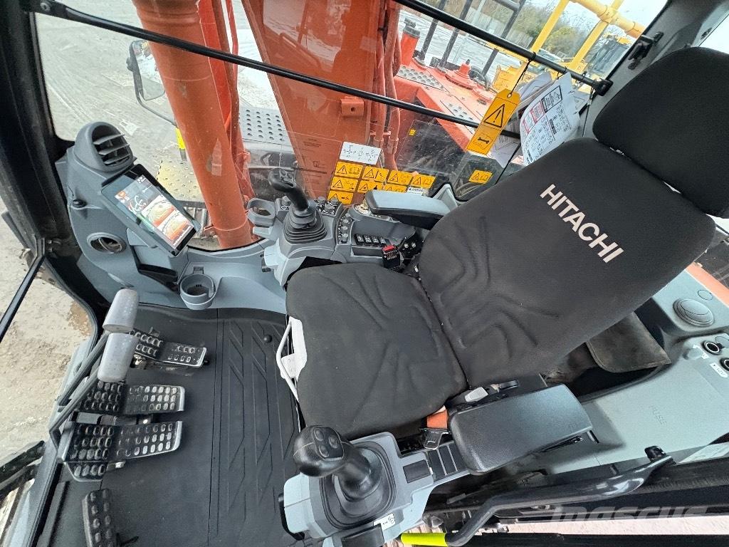 Hitachi ZX130LCN-7 حفارات زحافة