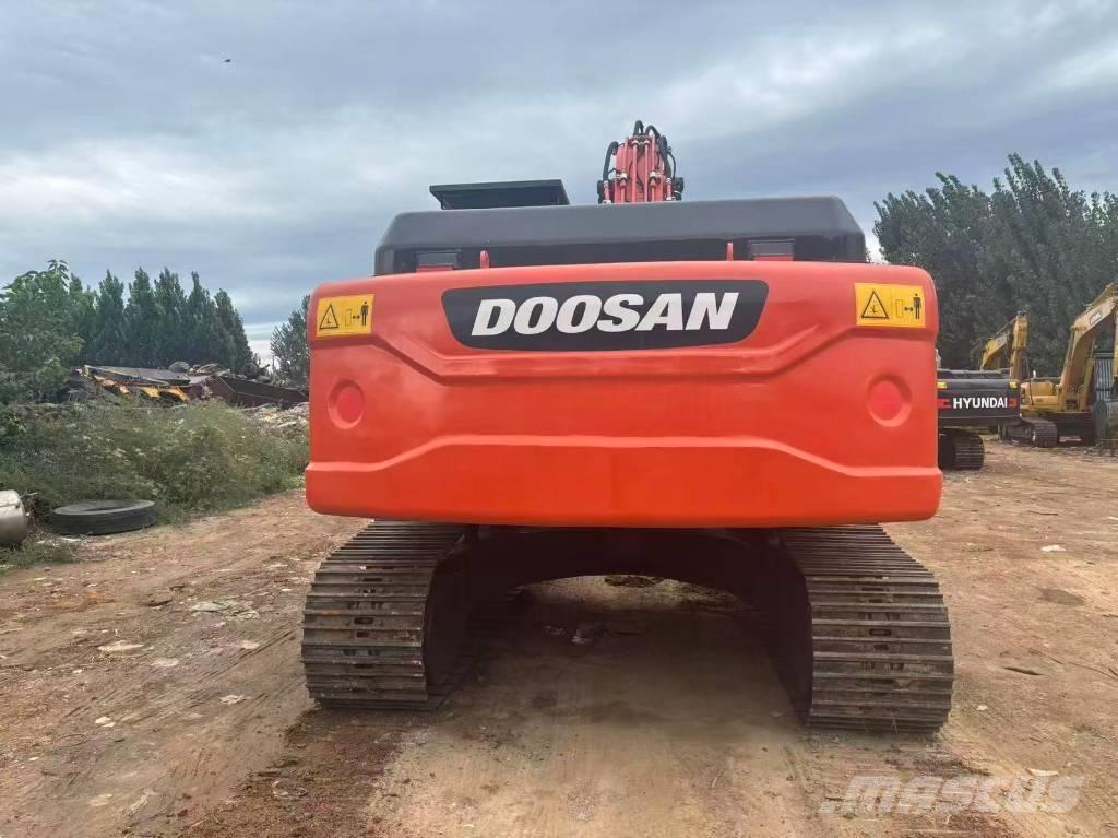 Doosan DX 225 حفارات زحافة