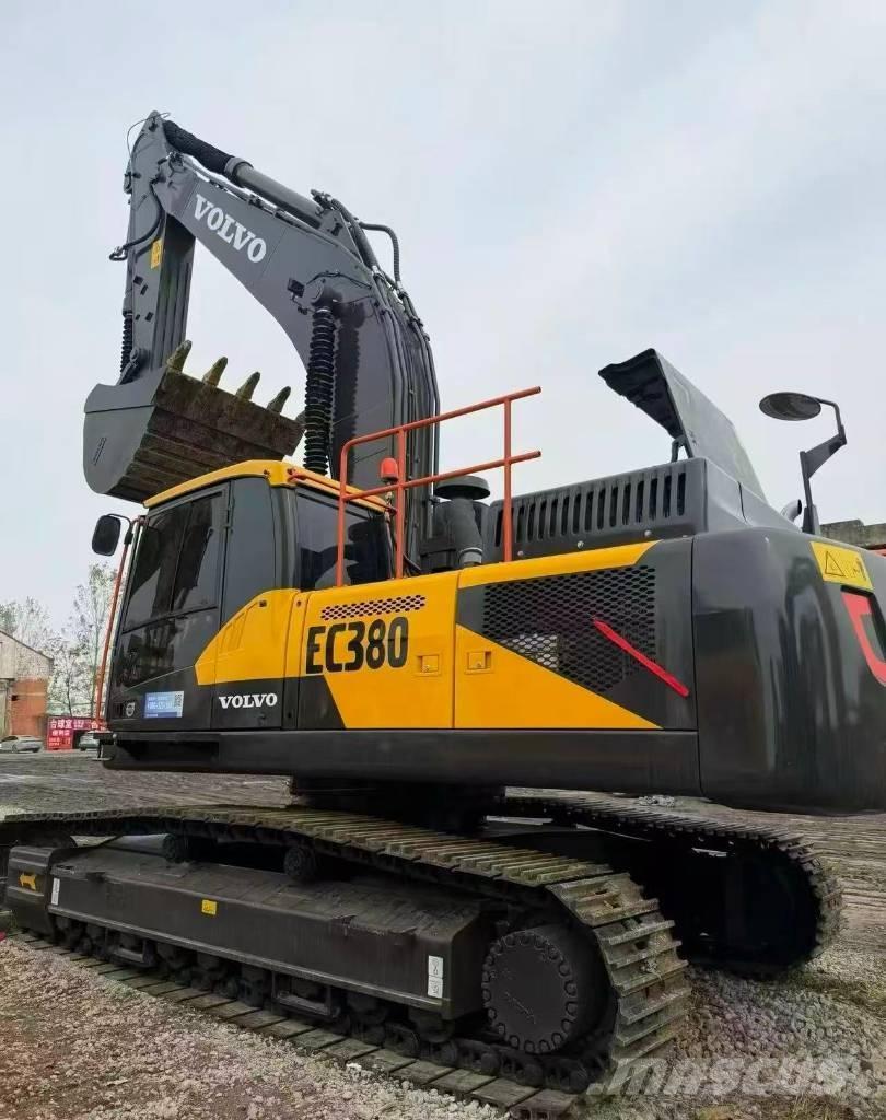 Volvo EC 380 حفارات زحافة