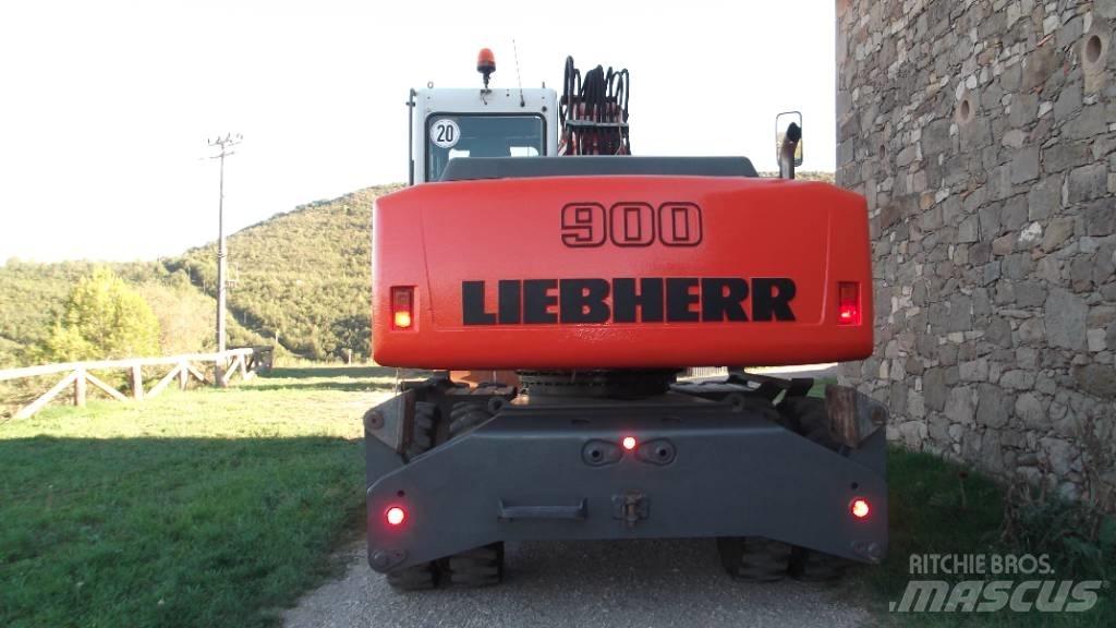 Liebherr A 900 C حفارات بعجل