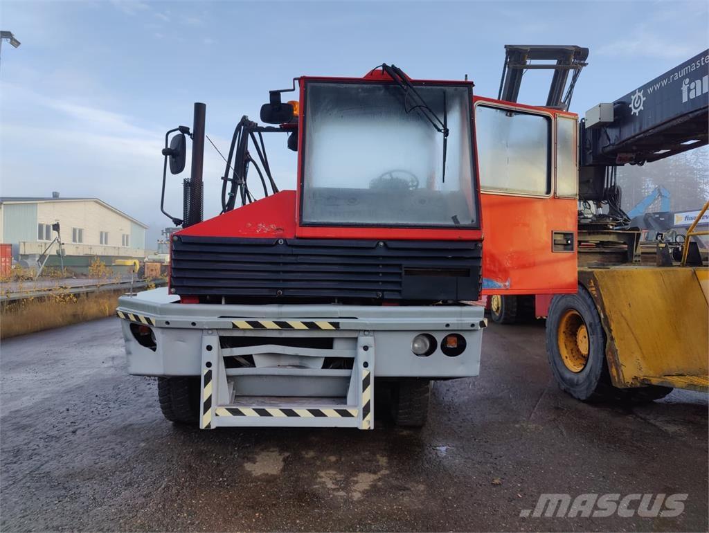 Sisu TR180 Gl 2 جرارات صالات المطارات