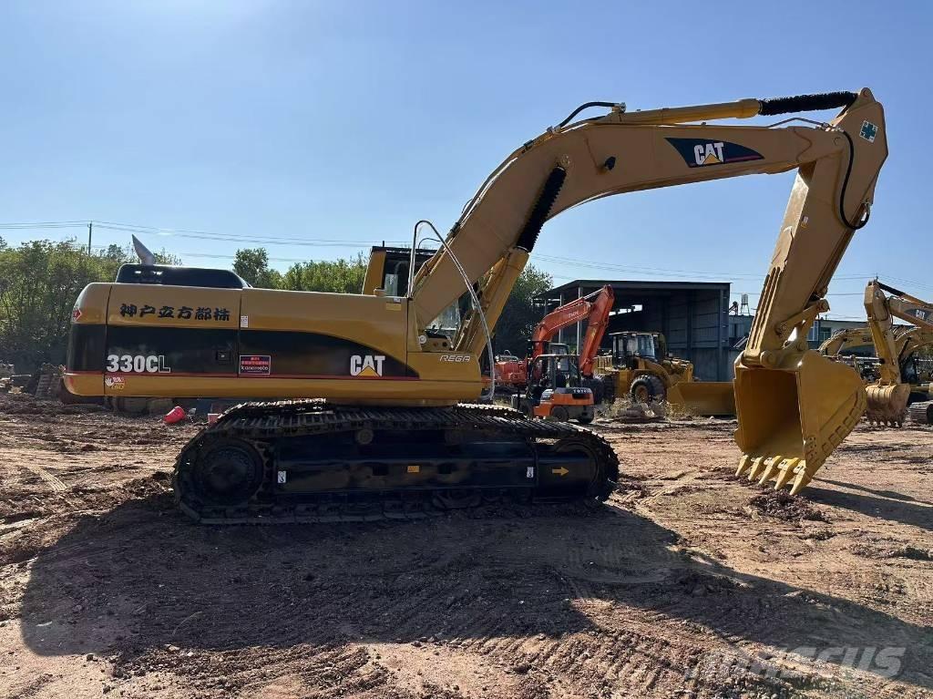 CAT 330C حفارات زحافة
