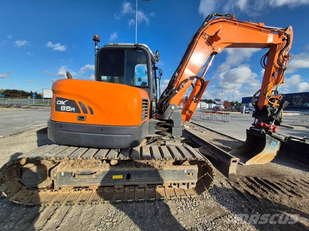 Doosan DX 85 R حفارات وسط 7 طن - 12 طن