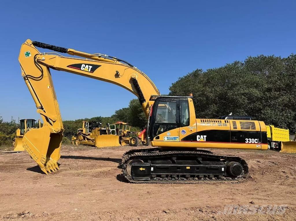 CAT 330 C حفارات زحافة