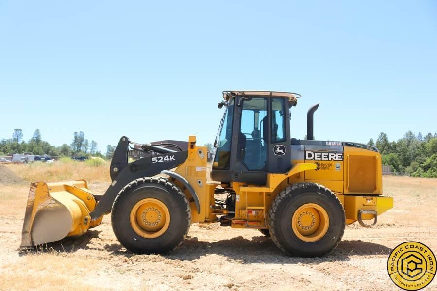 DEERE 524K لوادر بعجل