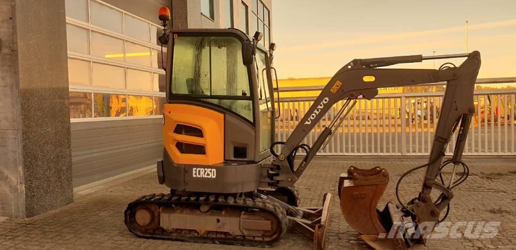 Volvo ECR 25 D حفارات صغيرة أقل من 7 طن (حفارات صغيرة)