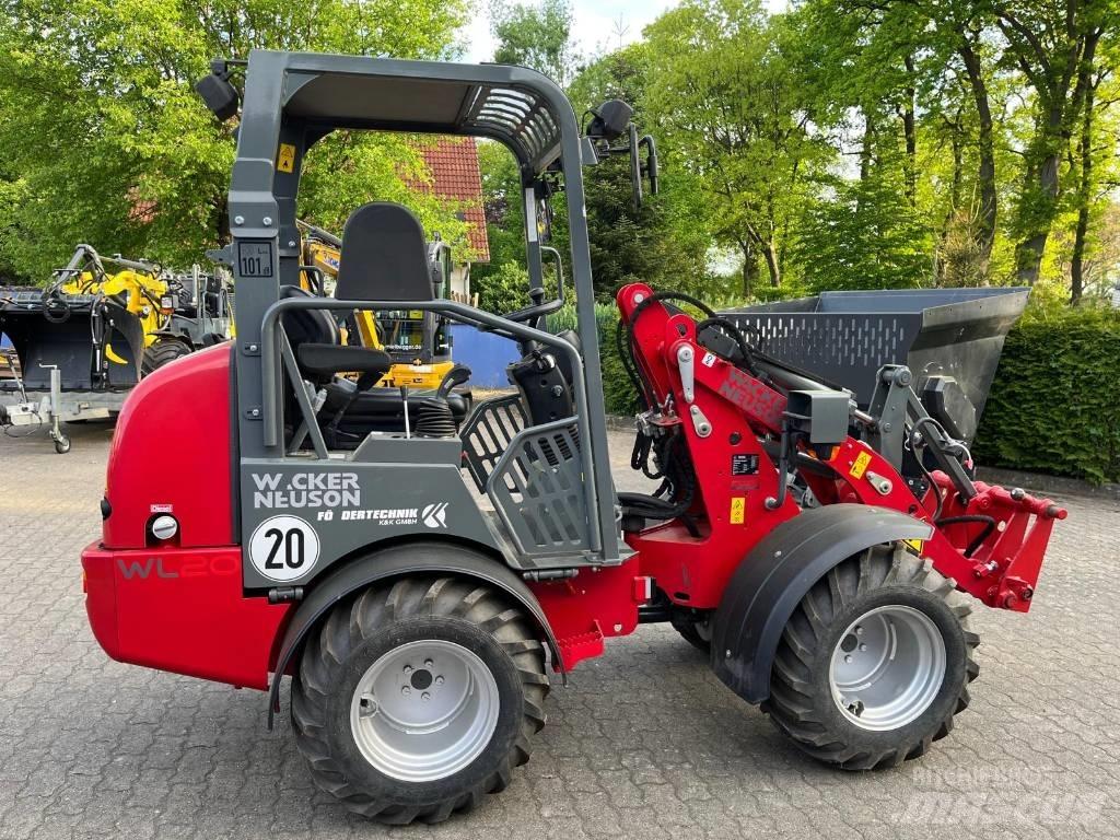 Wacker Neuson WL 20 لوادر بعجل