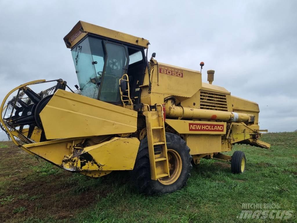 New Holland 8050 حصادات