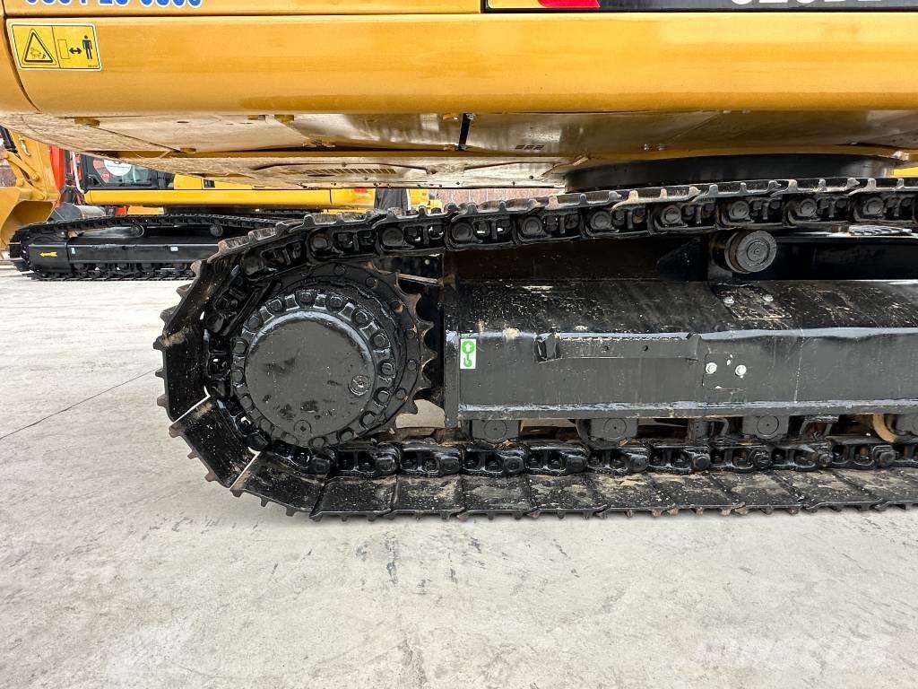 CAT 325D2L حفارات زحافة