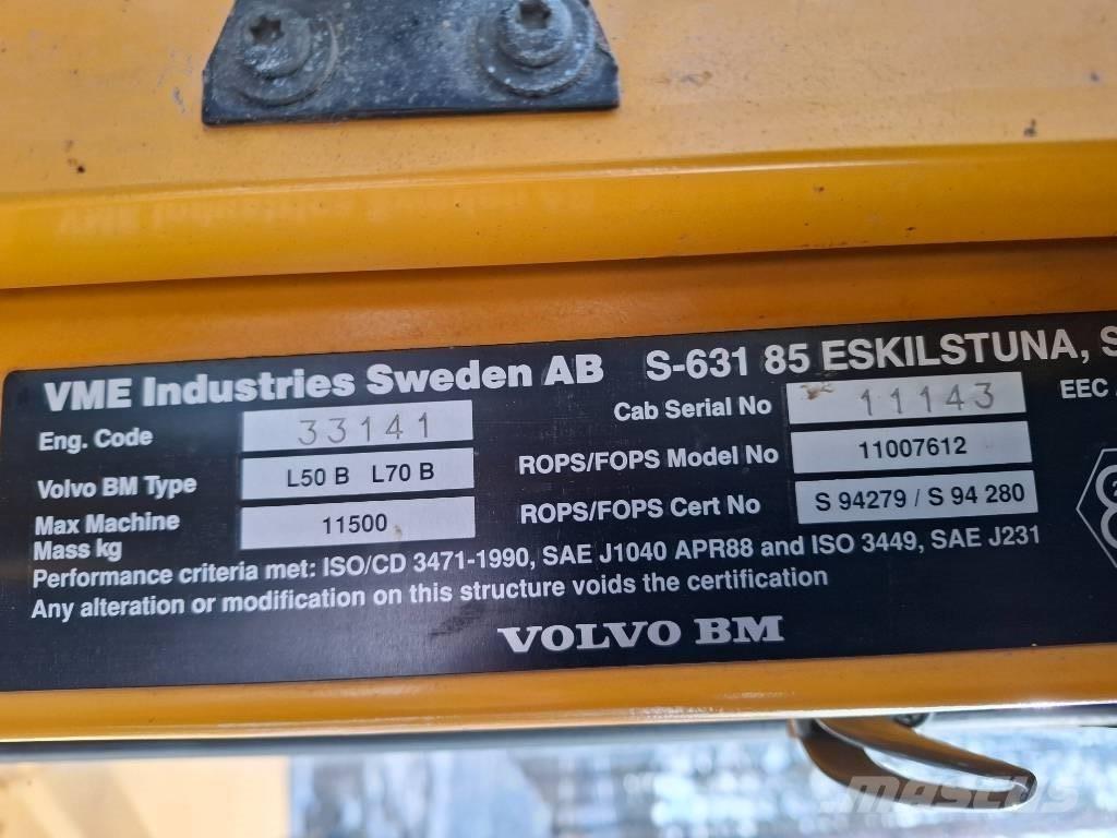 Volvo L70B لوادر بعجل